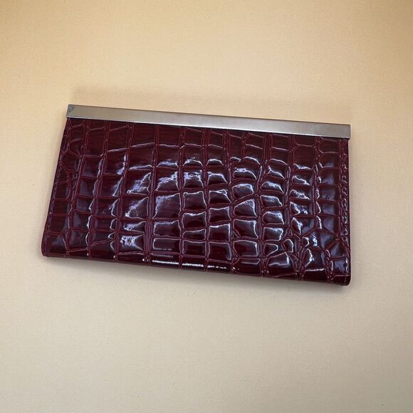 Women's Slim Vintage Faux Crocodile Wallet Mint Condition 1970's w/ 9 Card Slots - Picture 2 of 15